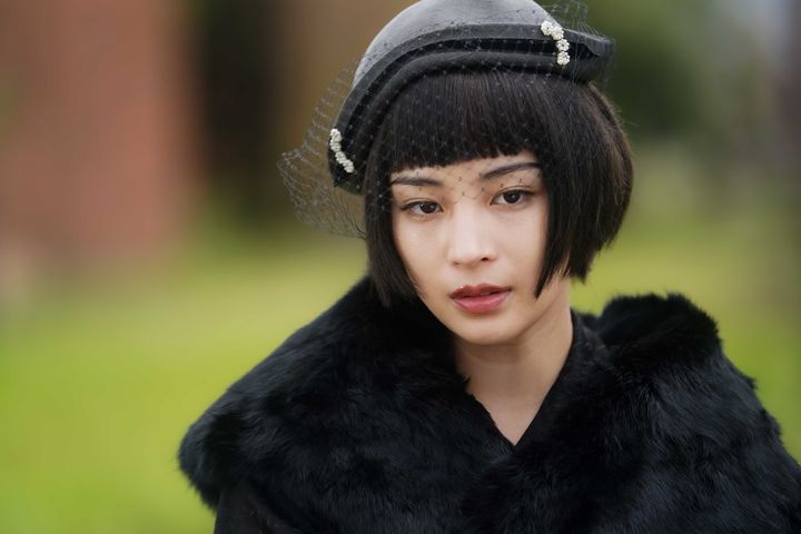 恋愛経験を重ね、美しくなっていく泰子。広瀬すずの代表作になりそう