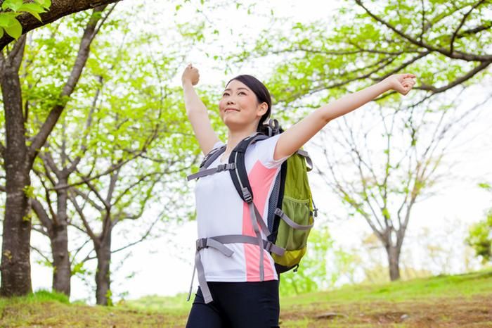 ランニングをする女性