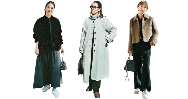 スニーカーを履いたママ３人のキレイめコーデ