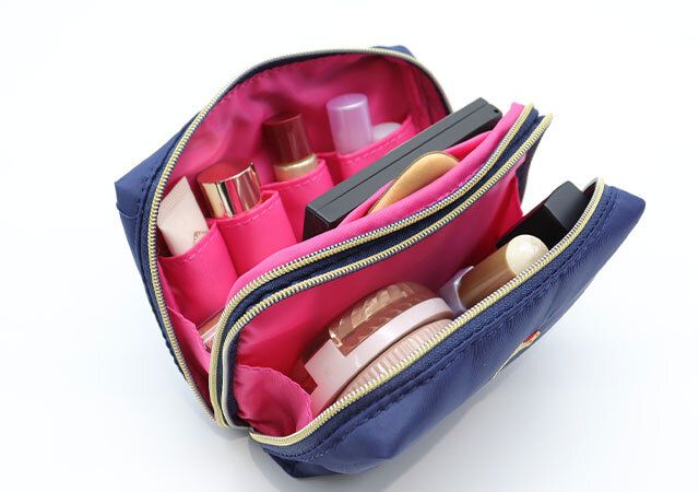 ヘアメイクが考えたミニマムコスメポーチ メイン収納