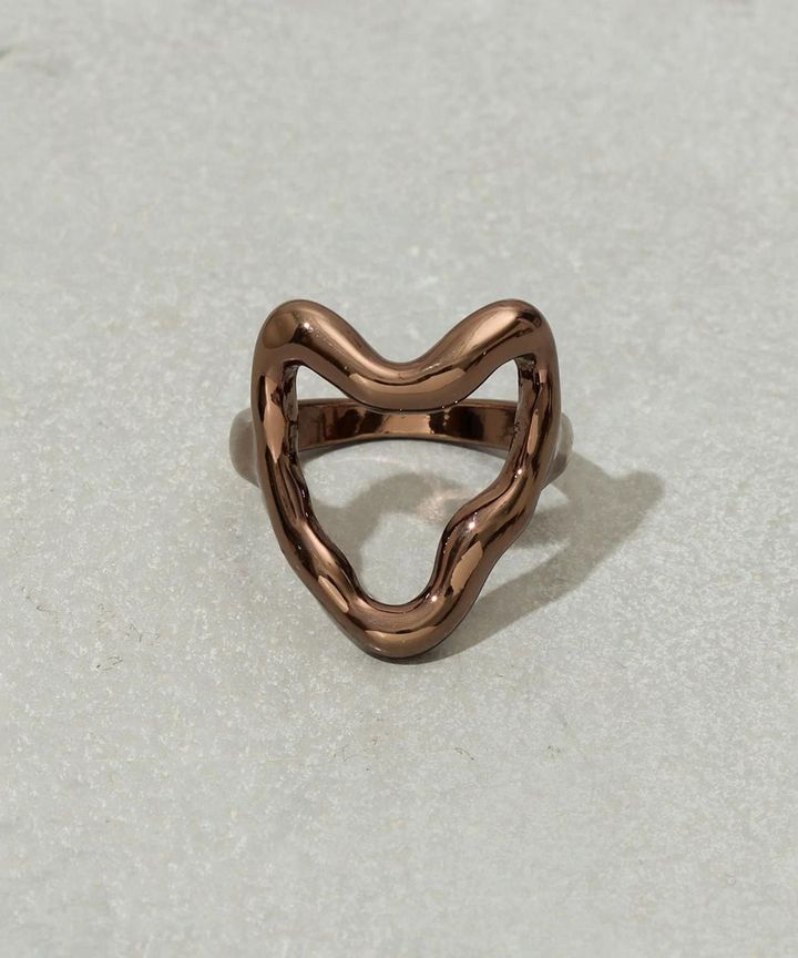 画像1: 出典：3COINS