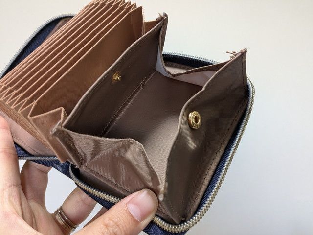 たかみー氏が監修した金運アップ財布