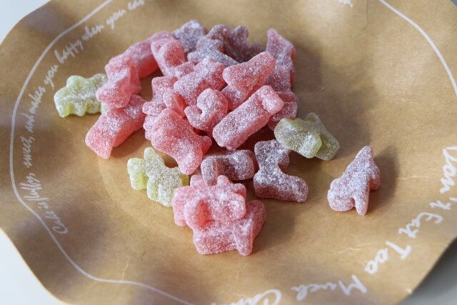 カンデミーニャグミ 中身