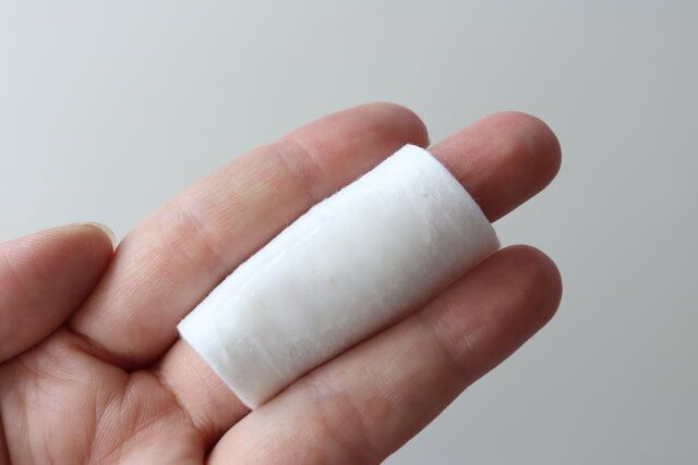 ダイソー コットンパフ（大容量タイプ、150枚、5cm×6cm） 使用感