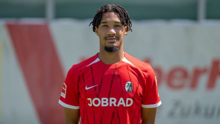 日本代表の同僚22歳、信じられない悲劇…「義父が散弾銃で実母を襲撃し、警察に射殺される」