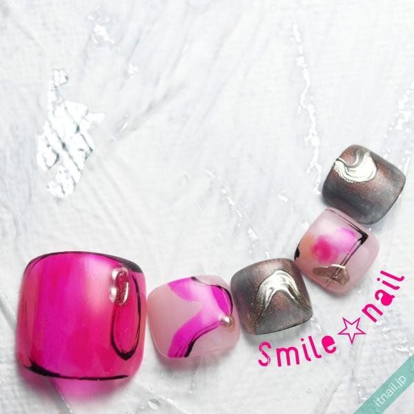 Smile☆nailが投稿したネイルデザイン [photoid:I0124856] via Itnail Design (747171)