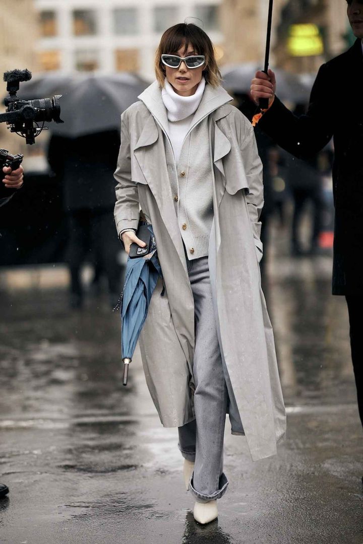 画像: 首元に立体感を置いてメリハリアップ