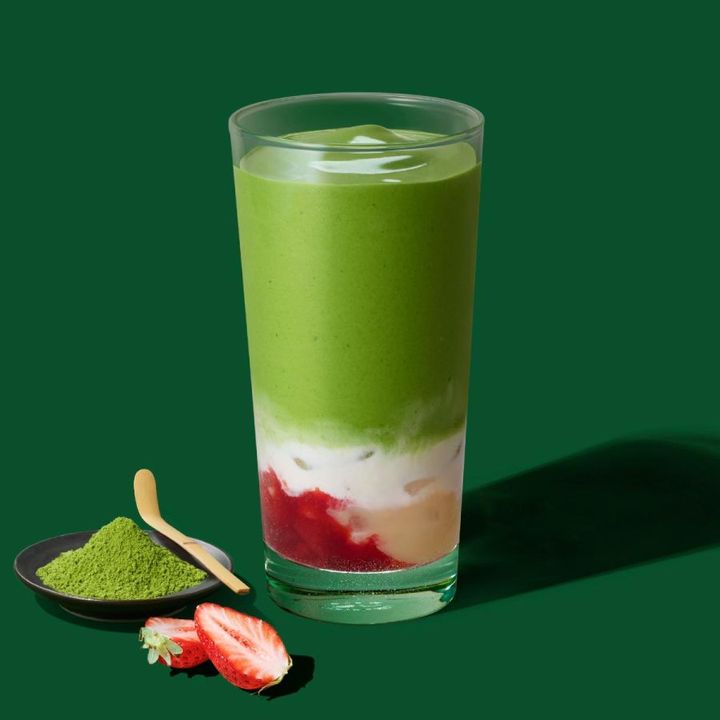 「GINZA 石臼抹茶 ムース ティー ＆ ストロベリー」1453円（持ち帰り）、1480円（店内利用）※ストロベリー果肉・果汁5%未満 ※数量限定