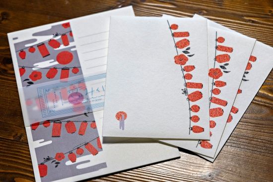 手ぬぐいと同じデザインで作った全6種類の越前和紙のレターセット各1430円