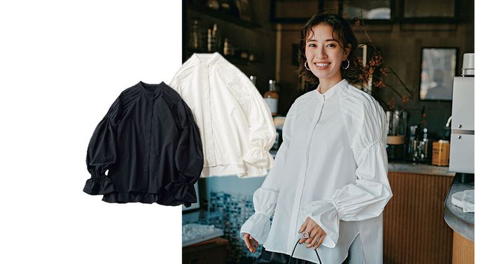 ボリューム袖の甘ブラウス