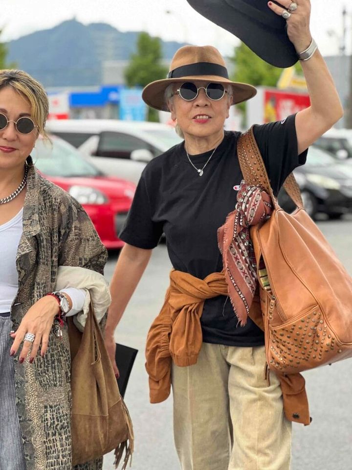 島崎真代さん コーデの仕上げはバッグで決まる