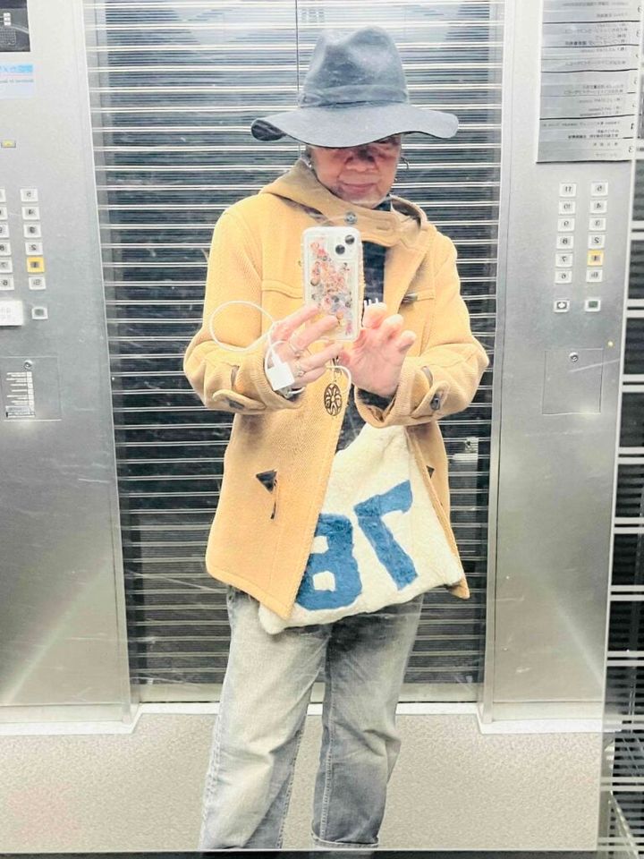 島崎真代さん コーデの仕上げはバッグで決まる