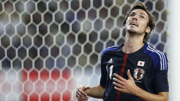 美人すぎる奥さんとイケメン愛息！元日本代表FWが家族写真を公開！