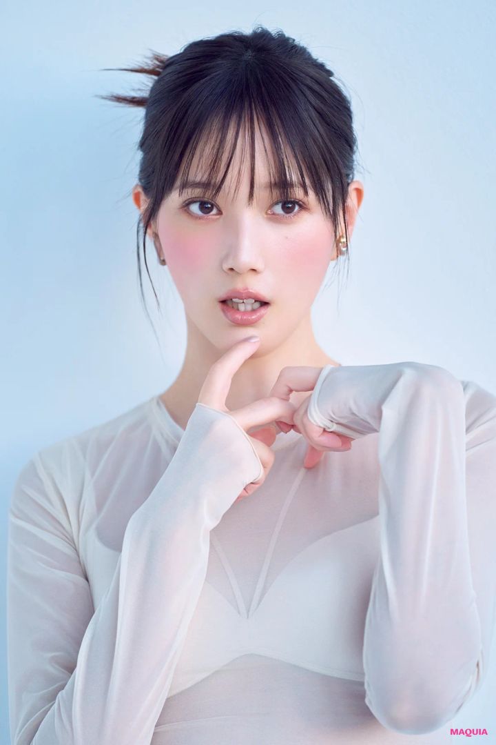 本田 翼さんがBLACKPINKジェニ風のチークメイクにTRY。YSLのミルキーピンクが相棒_5