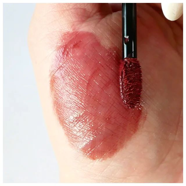 ブラウンリップ ヴィセ ネンマクフェイクリキッド BR331 スウォッチ