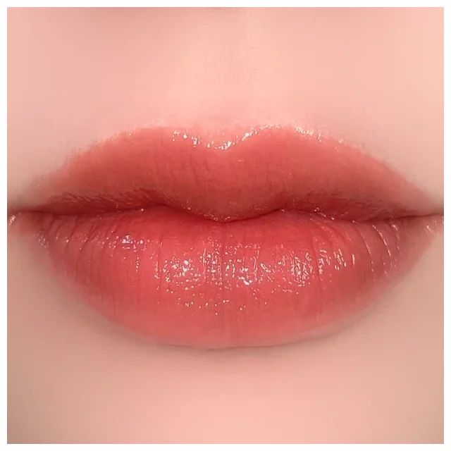 ブラウンリップ SUQQU モイスチャー グレイズ リップスティック 12