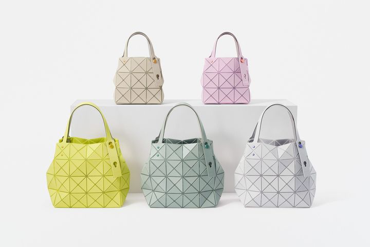 ハンドバッグ 本体H23cm ¥50,600 スモールハンドバッグ 本体H17cm ¥37,400