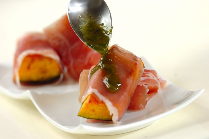 揚げカボチャの生ハム巻きの作り方2