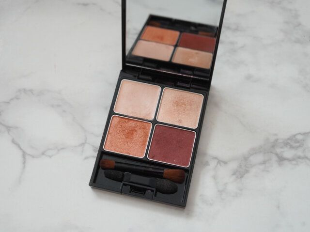 POLA「B.A 3Dオアシス アイカラー」01 ガーベラブーケ