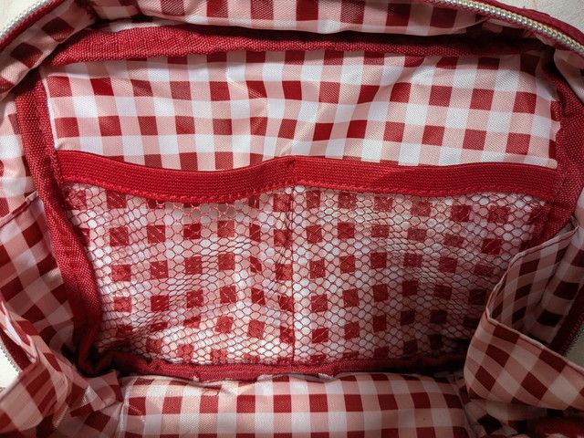 メゾンドフルールいちごバッグメッシュポケット