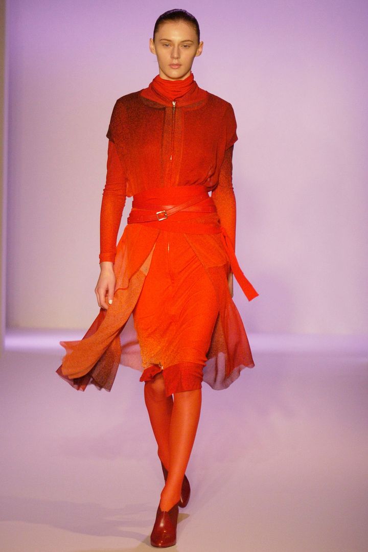 ジョナサン サンダース 2005-06年秋冬コレクションより。