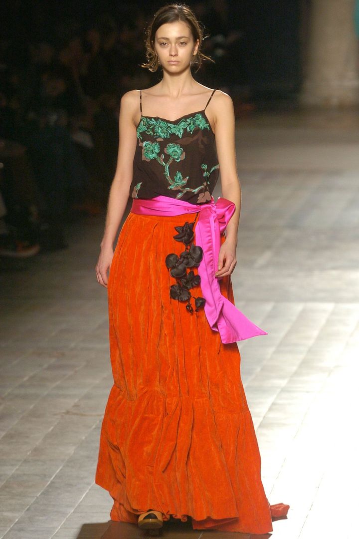 ドリス ヴァン ノッテン 2005-06年秋冬コレクションより。