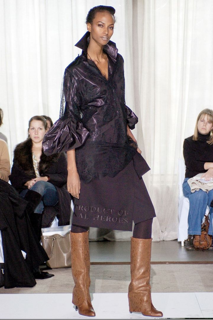 ボウディッカ 2005-06年秋冬コレクションより。