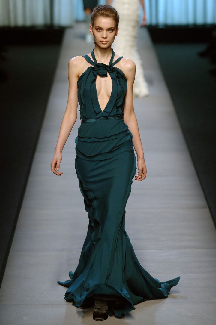 ロシャス 2005-06年秋冬コレクションより。