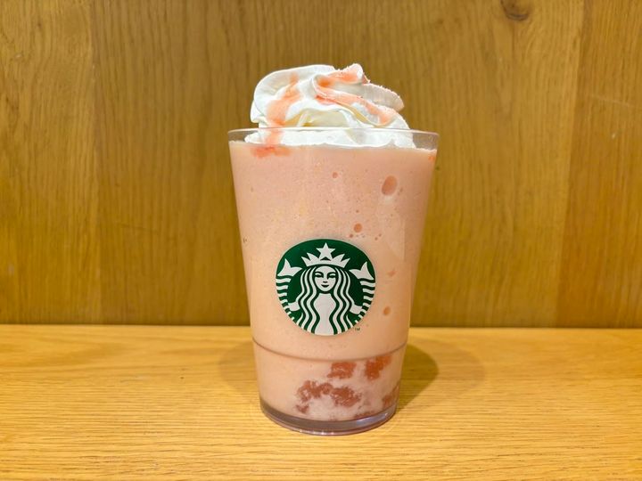 スタバ 白桃と桜わらびもち フラペチーノ®