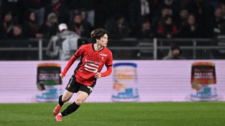 「レンヌに行くべきではなかった」「最も奇妙な移籍の一つ」…古橋亨梧、またしてもベンチで現地でも不満の声