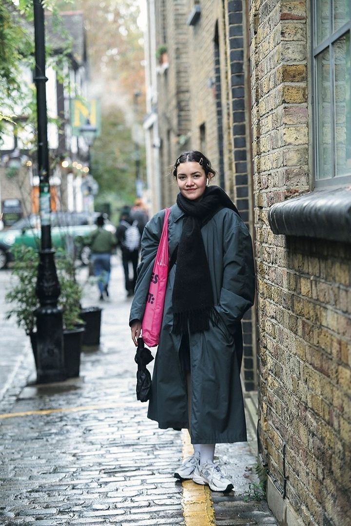 足元にアクセントを取り入れて、コーデをアップデート！【ロンドンガールの一週間コーデ】