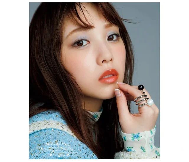 セルヴォーク アラウズ リップス 09 メイク