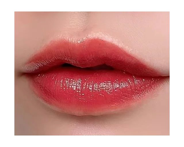 キス リップアーマー 02 スウォッチ 