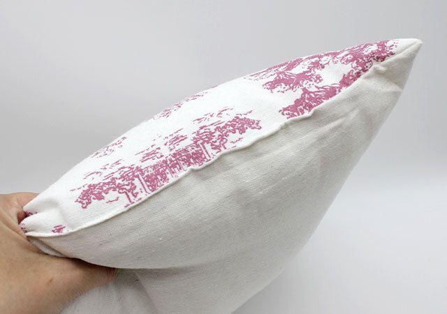 クッション（インド綿混 トワルドジュイ） 質感