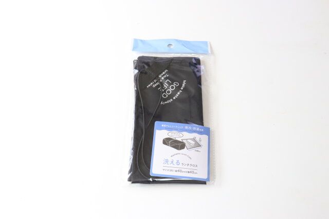 セリア 洗えるランチクロスゴムバンド付 パッケージ