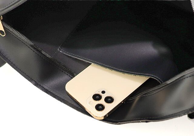 サイドリボンレザートートバッグ 内ポケット