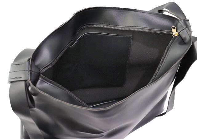 サイドリボンレザートートバッグ メイン収納