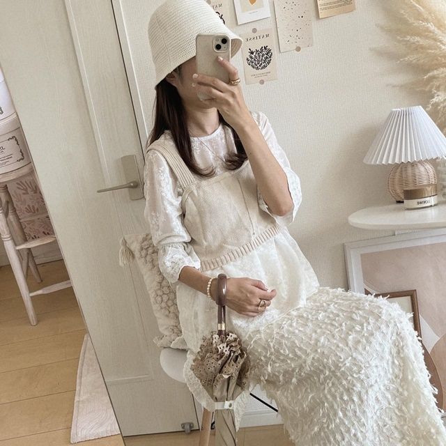 しまむら「シフォン切替ギャザーブラウス」