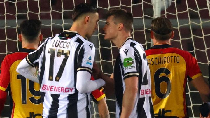 「タフガイになりたかったけど、ひとりじゃ無力だ」 味方からPK強奪で総スカン…懲罰交代の24歳スターが謝罪