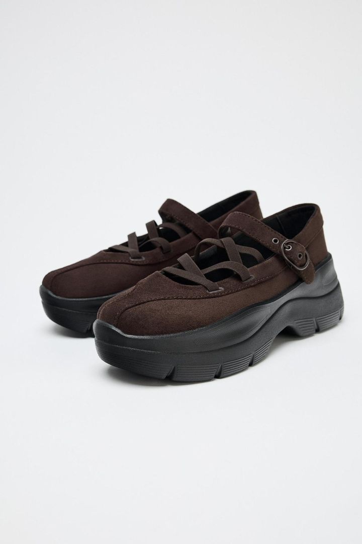 画像2: 出典：ZARA