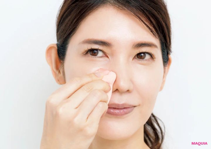 友利 新流ベースメイクを本人が実演！ テカリを抑える下地から仕上げの“リフ粉”まで完全公開_10