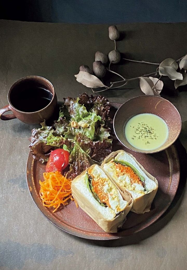 「リムプレート」を使った朝食プレート