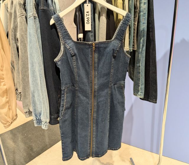 デニムミニジャンパードレス