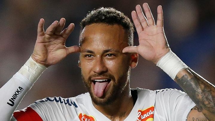 ネイマール、人生初のコーナーキック直接ゴールを説明！「挑発されて…」