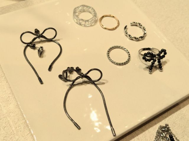 リボンピアスとリングセット