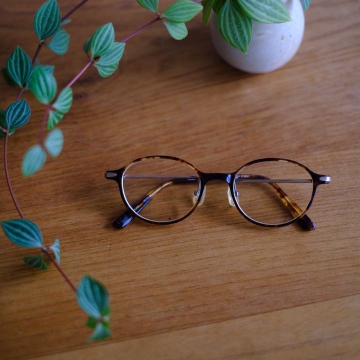 〈MARGARET HOWELL idea〉のアイウェア