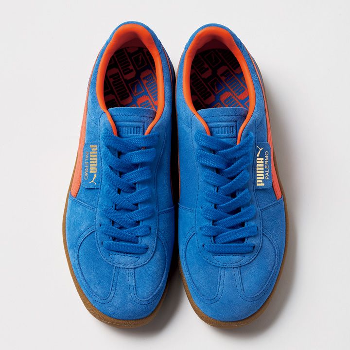 モノトーンスタイルに合わせたいオシャレなカラフルスニーカー