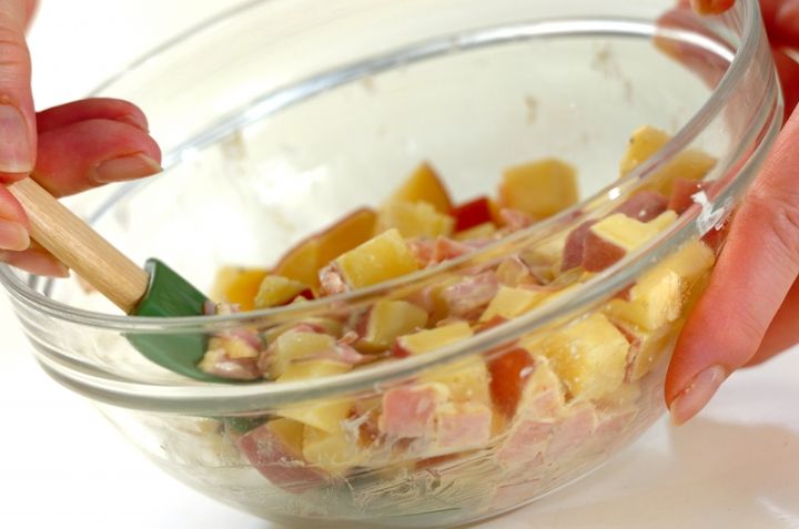 サツマイモとチーズのサラダの作り方2