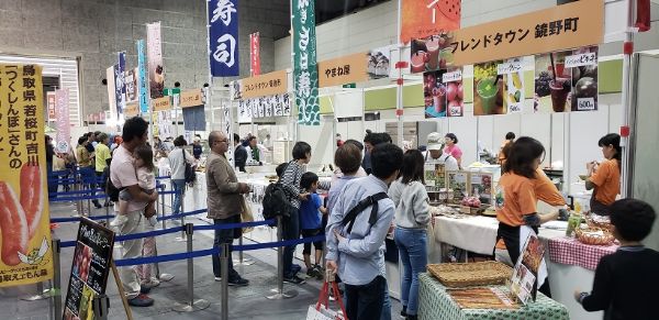 “モンベル” クライミングやカヤックまで！創業50周年記念イベントを大阪で開催