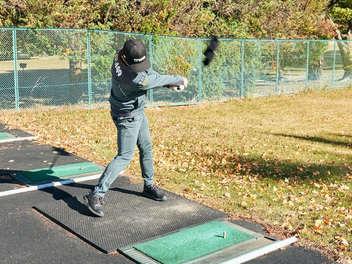 最新ゴルフ練習器具7選を男子プロがガチレビュー！上手くなれるのはどれ？